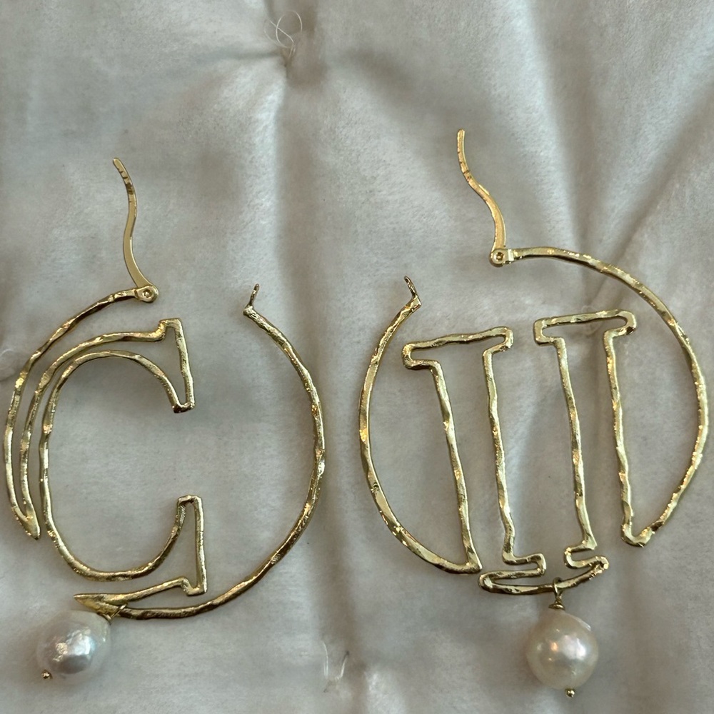 Carolina Herrera Initial Earrings